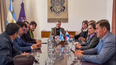 Una delegación de autoridades y legisladores de Paraguay visitó la UNC