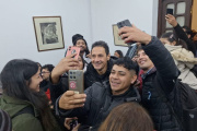 La UNSa fue escenario de la proyección del documental de Divididos y recibió la visita sorpresa de Ricardo Mollo