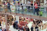El consumo privado cayó 0,6% en abril y acumula una baja de 1,5% en el cuatrimestre
