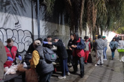 UFLO y "Los Irrecuperables 5": una alianza solidaria que transforma donaciones en platos de comida
