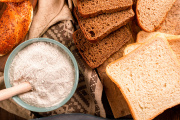 La UBA busca desarrollar un pan más saludable con cereales, legumbres y un fruto autóctono