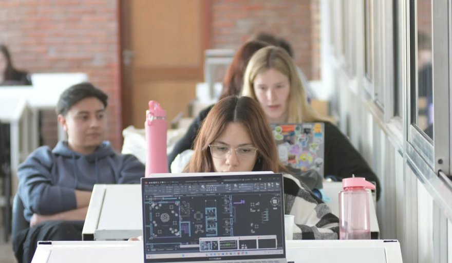 Becas Manuel Belgrano 2026: abrieron la inscripción con 36.000 cupos para carreras clave