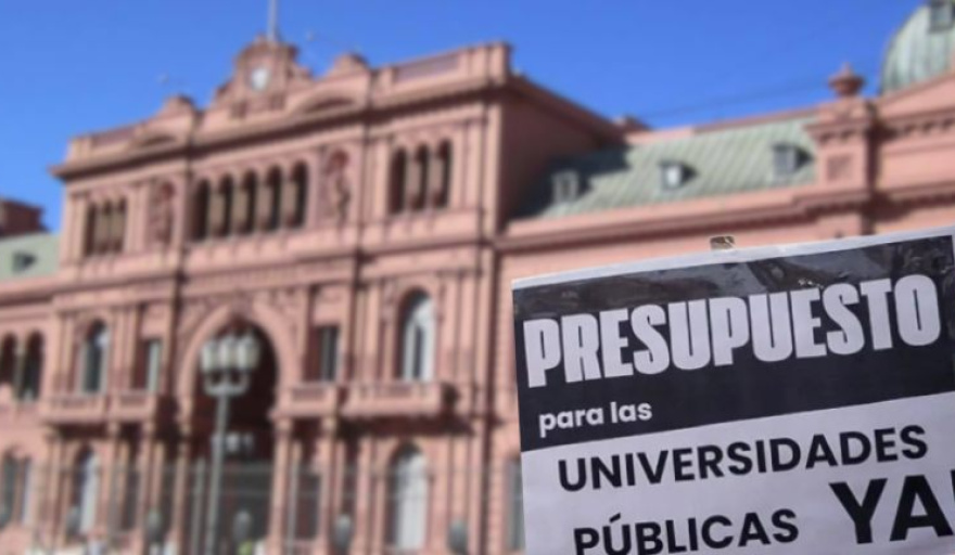 La Justicia ordenó al Gobierno aplicar ya la recomposición salarial y las becas universitarias