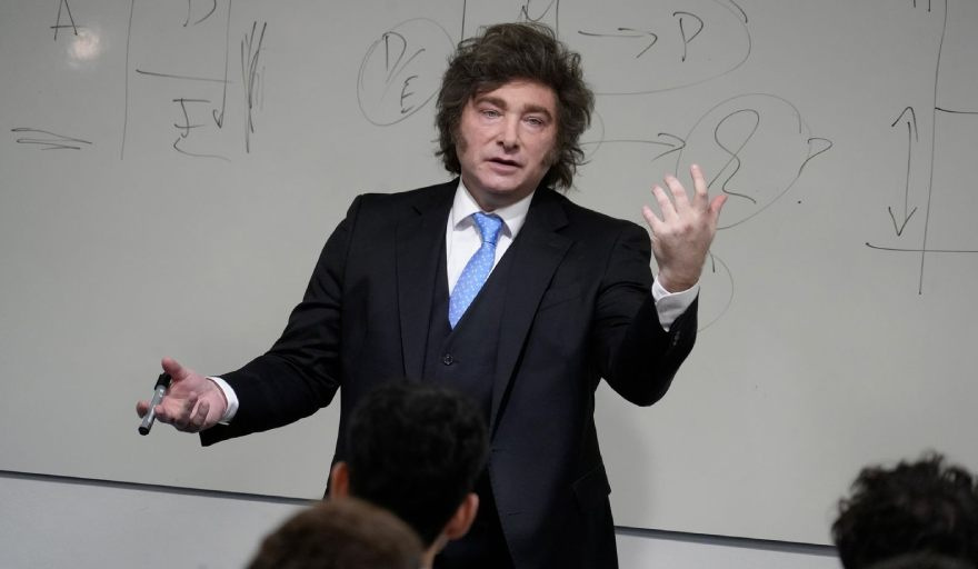 Docentes de la UDESA respaldaron el reclamo por el financiamiento universitario tras la visita de Milei